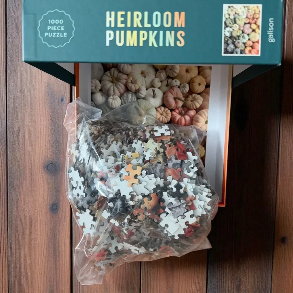 🧩 Galison Heirloom Pumpkins 1000 Piece Jigsaw Puzzle - Picture 2 of 3
